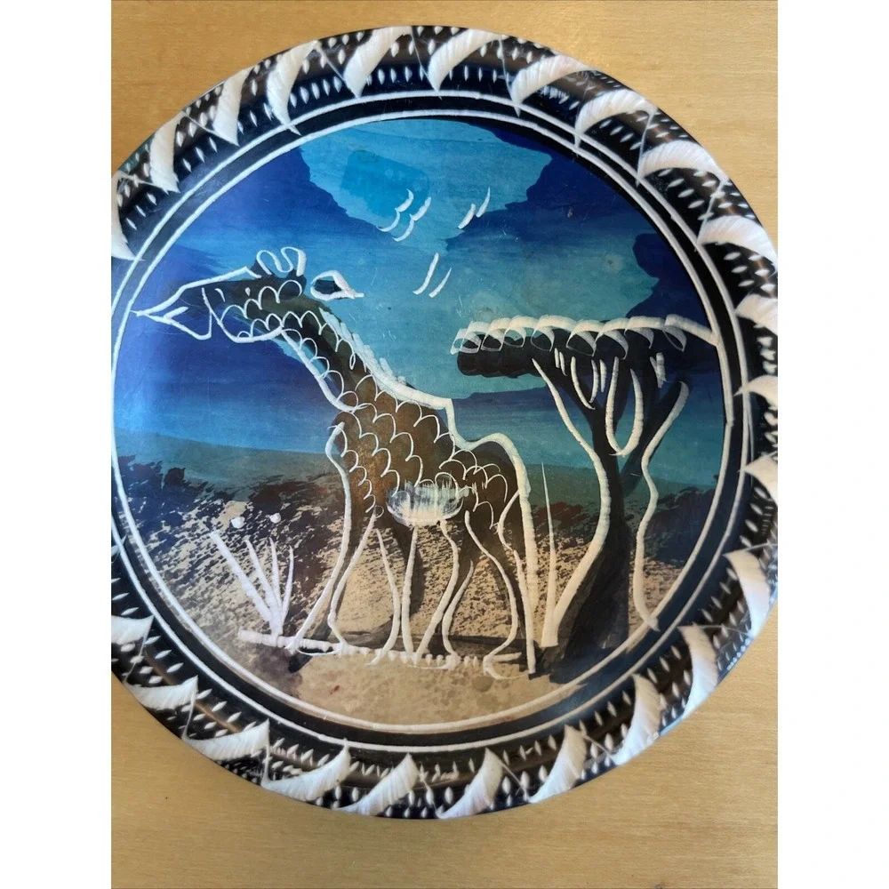 Carved Soap Stone Giraffe Bowl Small Animal Display Bowl 4